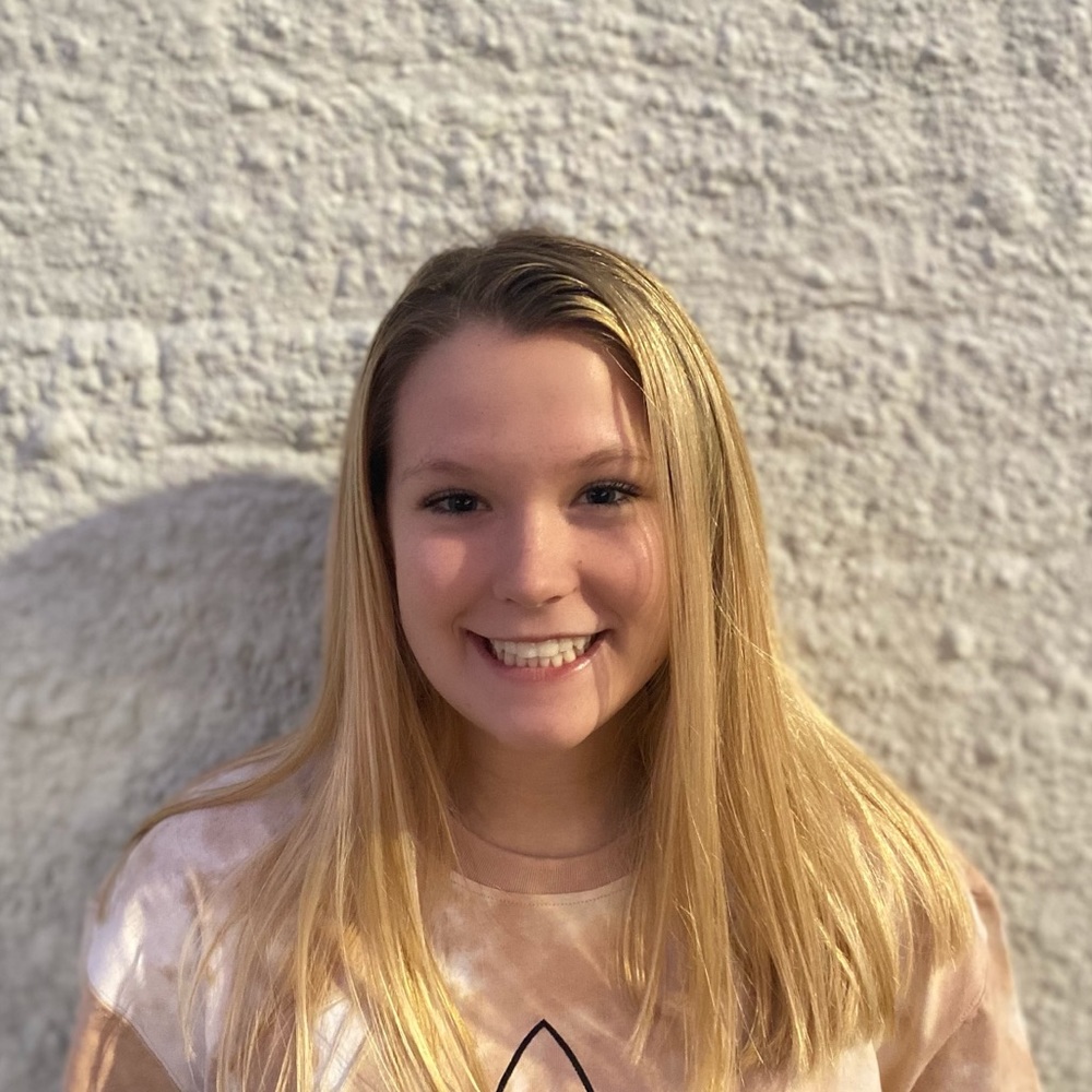 Meet your Posher, Olivia